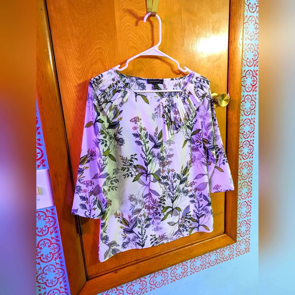 Banana Republic blouse